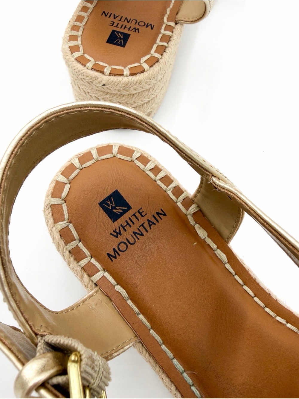 Women’s White Mountain Metallic Gold Espadrille Platform Sandals Size 7.5 - Picture 9 of 13